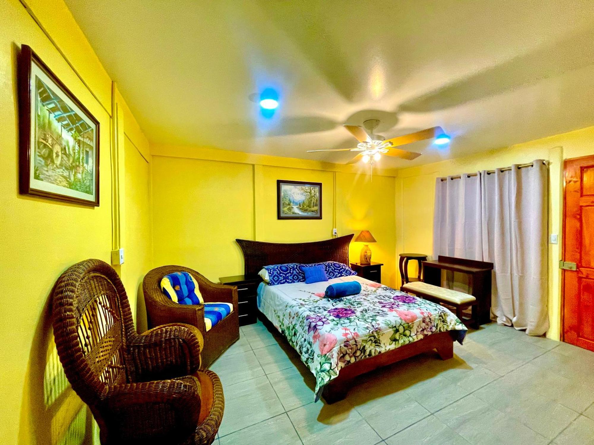 Hotel Tierra De Volcanes La Fortuna Екстер'єр фото
