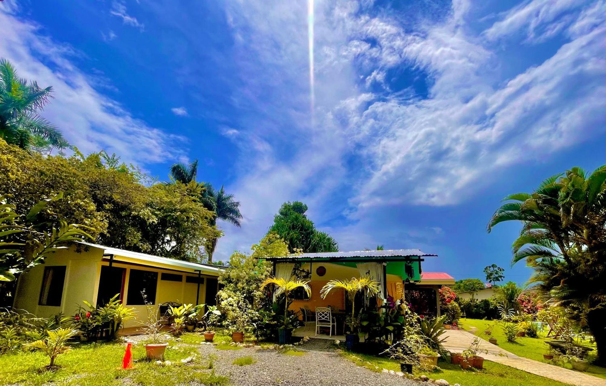 Hotel Tierra De Volcanes La Fortuna Екстер'єр фото